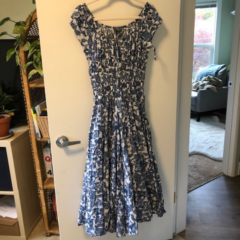 Paisley Cap Sleeve Midi Dress size large